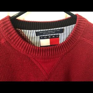 Tommy Hilfiger men’s sweater - NWOT - Burgundy/Red